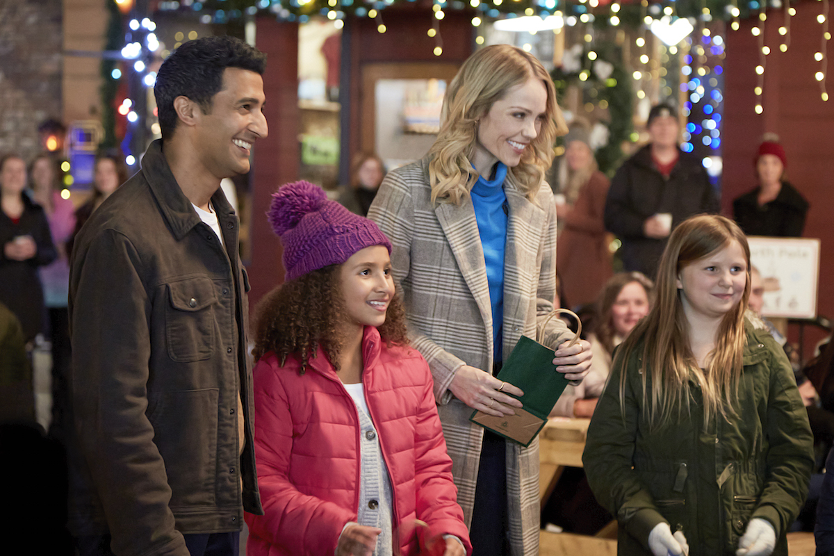 A Christmas Together With You': Plot, Cast, & Photos - TV Movie Vaults